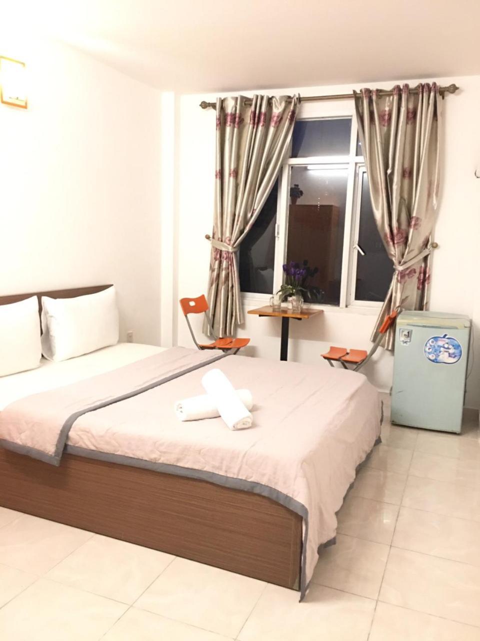 Thanhha Guesthouse At Bui Vien Walking Street โฮจิมินห์ซิตี้ ภายนอก รูปภาพ