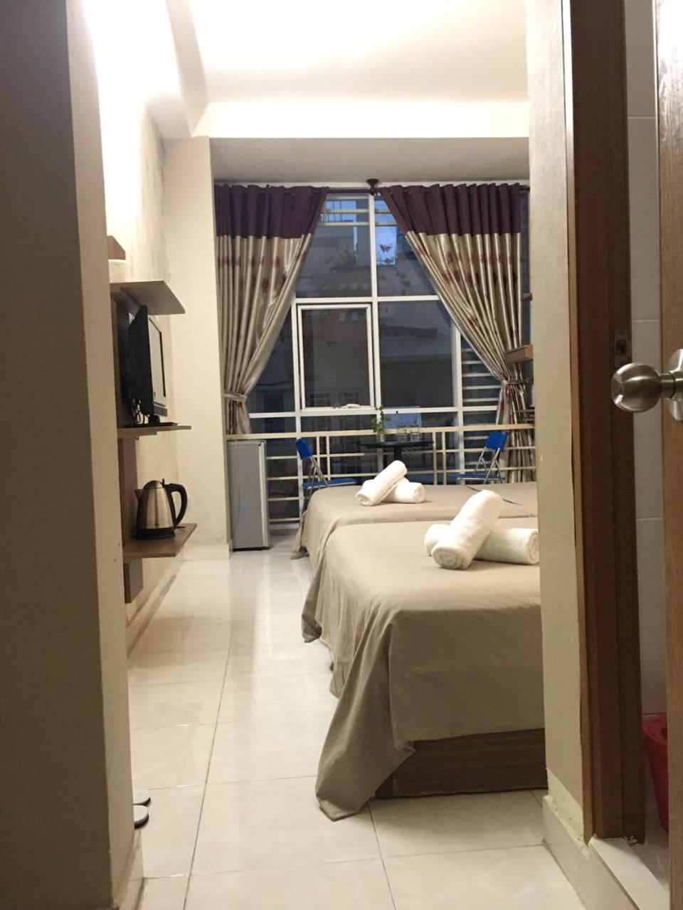 Thanhha Guesthouse At Bui Vien Walking Street โฮจิมินห์ซิตี้ ภายนอก รูปภาพ