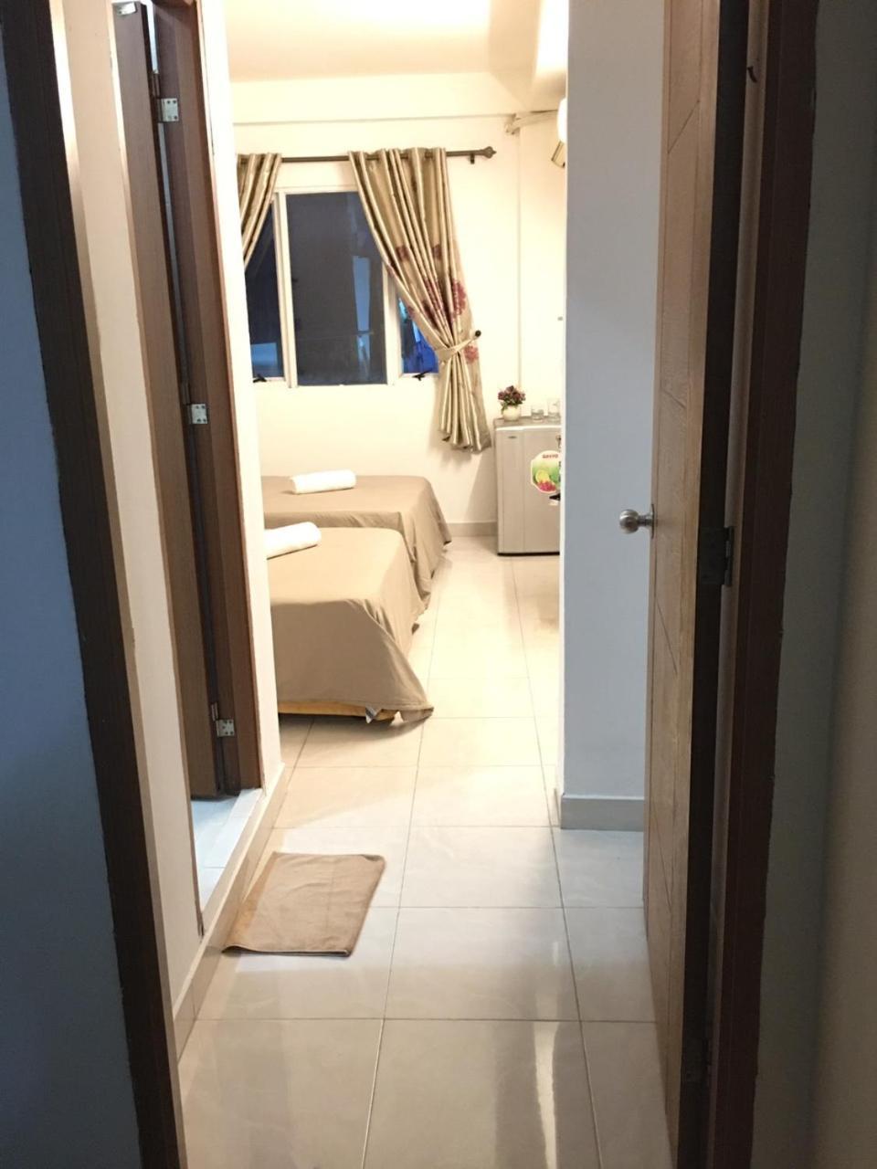 Thanhha Guesthouse At Bui Vien Walking Street โฮจิมินห์ซิตี้ ภายนอก รูปภาพ